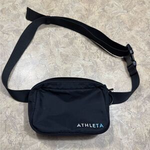 Athleta Black Belt Bag crossbody